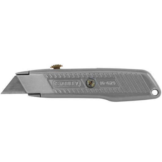 5 and 7 eighths inch Retractable utility knife.

